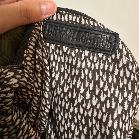 EUC DREAM CONTROL Utility Multi-Pocket Backpack With Patches - Picture 6 of 11